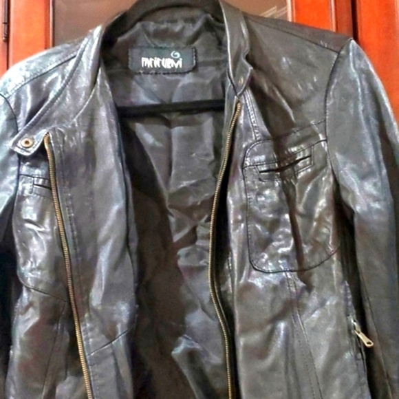 Fafifurni faux Leather Jacket European size 48 made in Italy - Picture 2 of 10